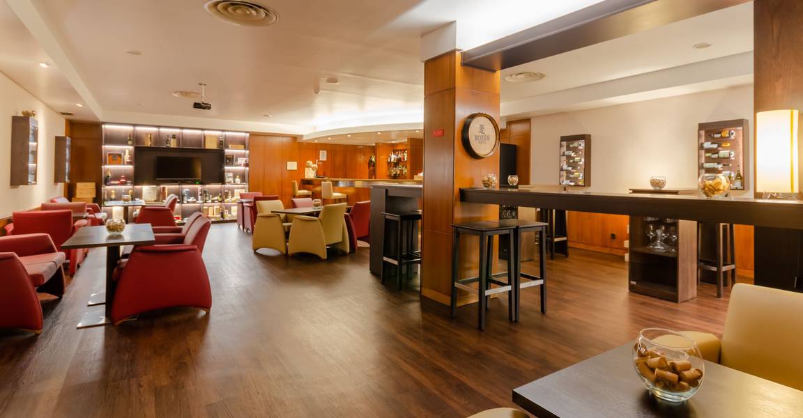 Roma winebar  Hotel Roma Lisboa