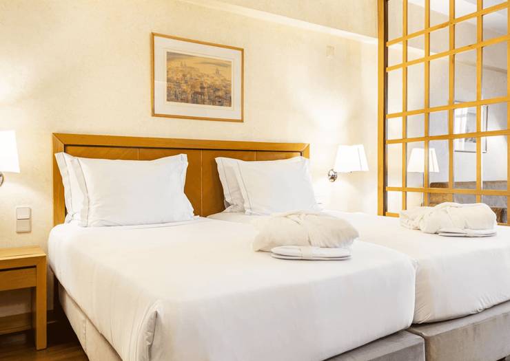 Habitación doble familiar Hotel Roma Lisboa Habitación doble familiar Hotel Roma Lisboa