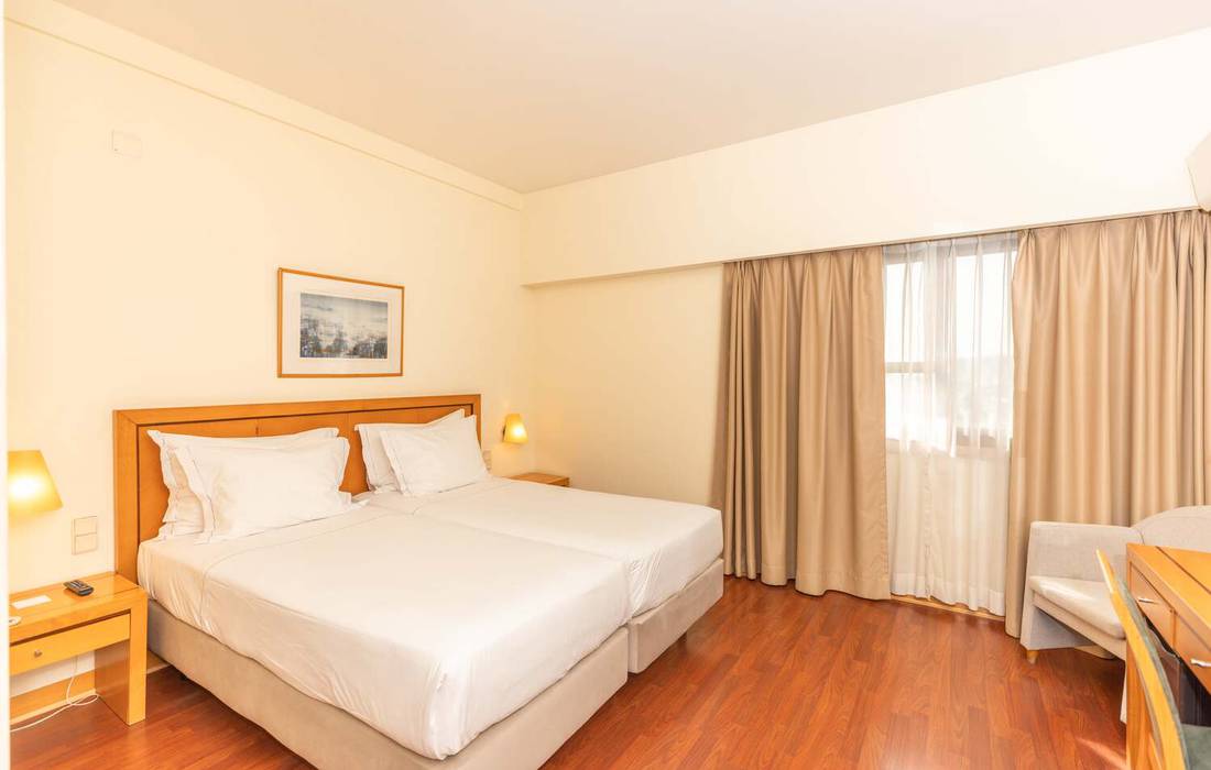 Quarto económico  Hotel Roma Lisboa